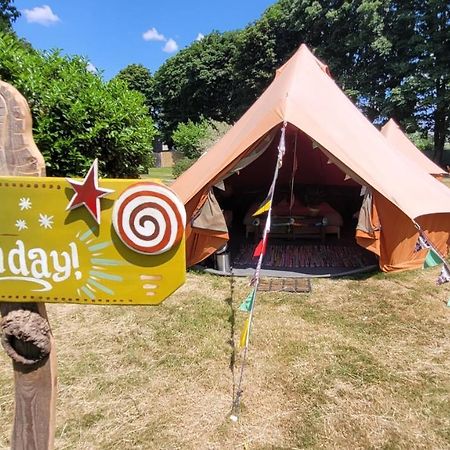 Cocoon Village - Glamping - Domaine Des Grottes De Han Rochefort Eksteriør bilde