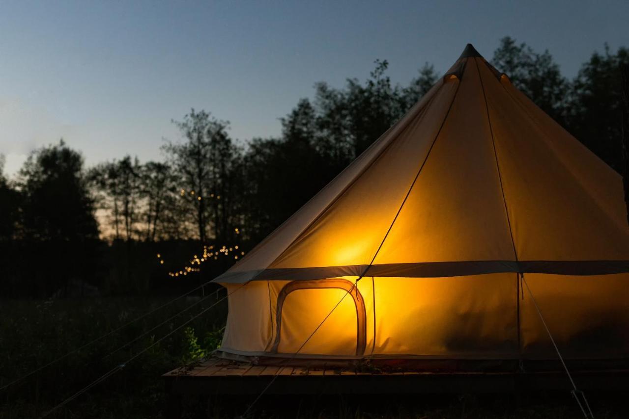 Cocoon Village - Glamping - Domaine Des Grottes De Han Rochefort Eksteriør bilde