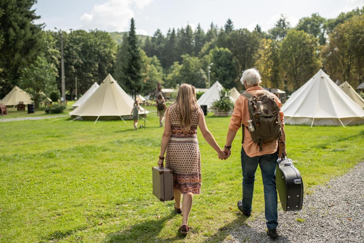 Cocoon Village - Glamping - Domaine Des Grottes De Han Rochefort Eksteriør bilde