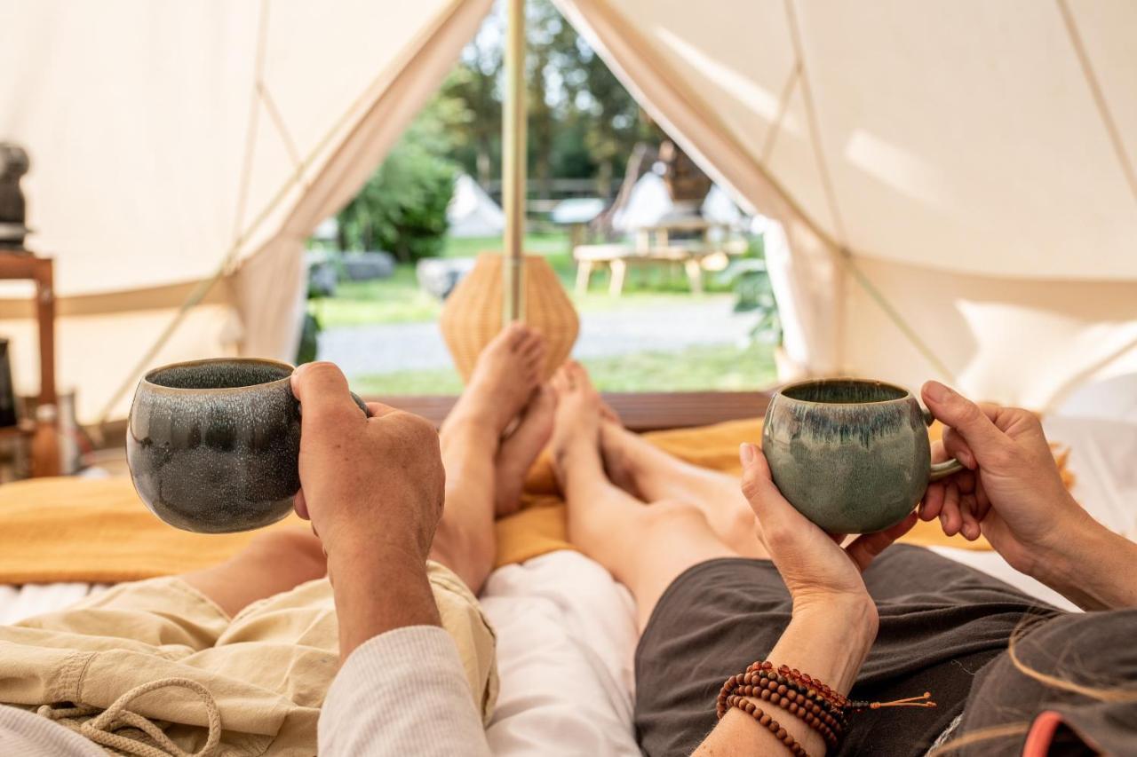 Cocoon Village - Glamping - Domaine Des Grottes De Han Rochefort Eksteriør bilde