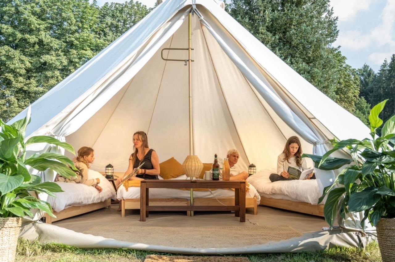 Cocoon Village - Glamping - Domaine Des Grottes De Han Rochefort Eksteriør bilde