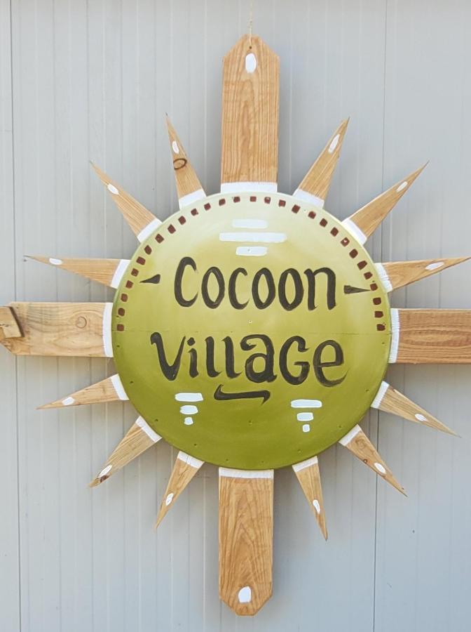 Cocoon Village - Glamping - Domaine Des Grottes De Han Rochefort Eksteriør bilde