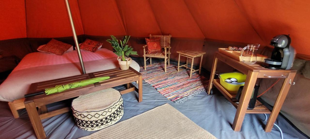 Cocoon Village - Glamping - Domaine Des Grottes De Han Rochefort Eksteriør bilde